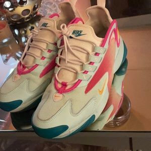 Women’s Nike Zoom 2K